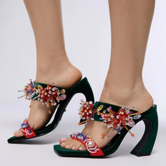 Elegant Embellished Green and Red Heels - Picture 1 of 6